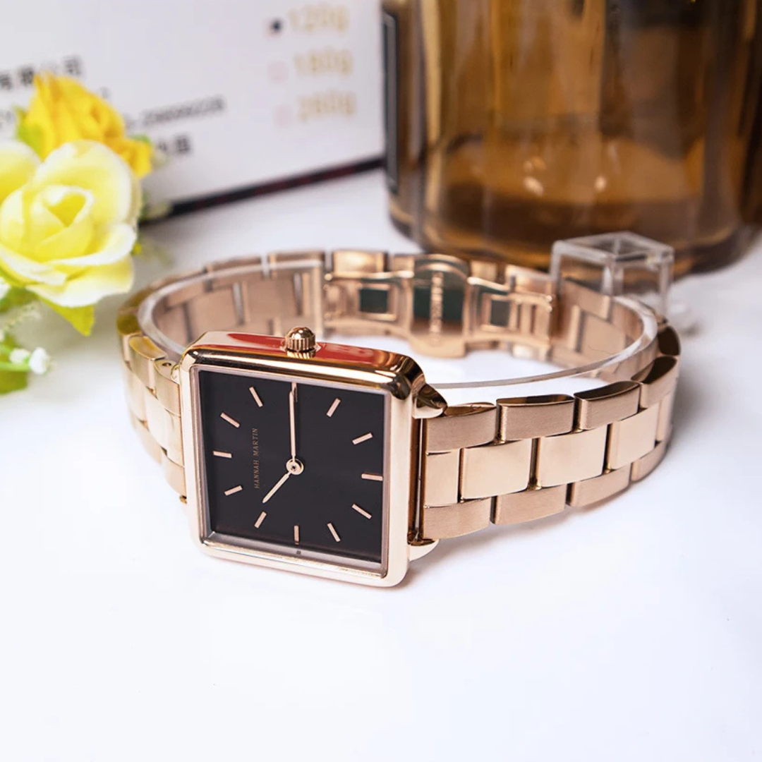 Montre à quartz carrée en acier inoxydable avec cadran or rose