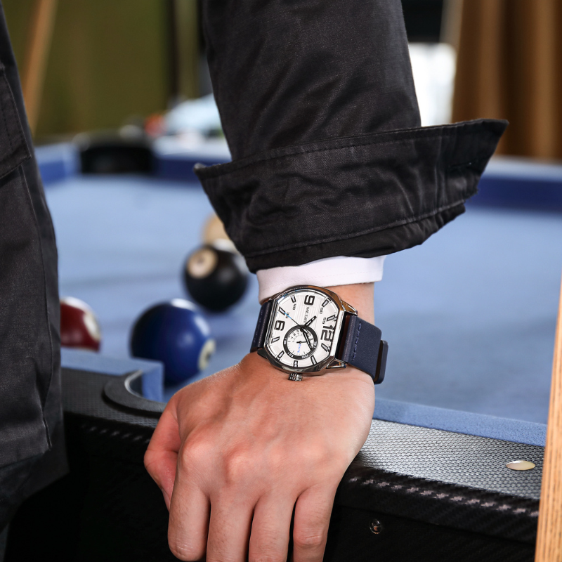 Montre de sport en cuir premium
