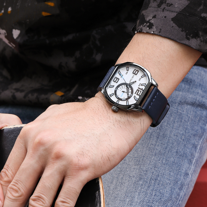 Montre de sport en cuir premium