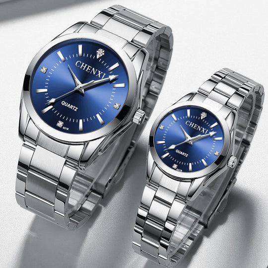 Montre décontractée de luxe à la mode