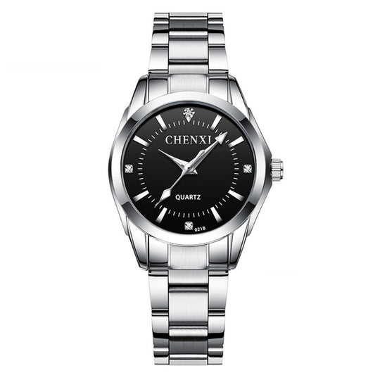 Montre décontractée de luxe à la mode