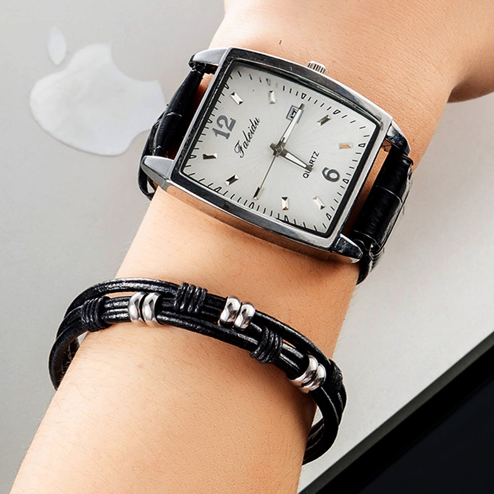 Ensemble moderne et à la mode de montre-bracelet et bracelet