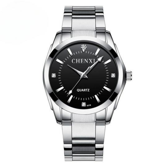 Montre décontractée de luxe à la mode